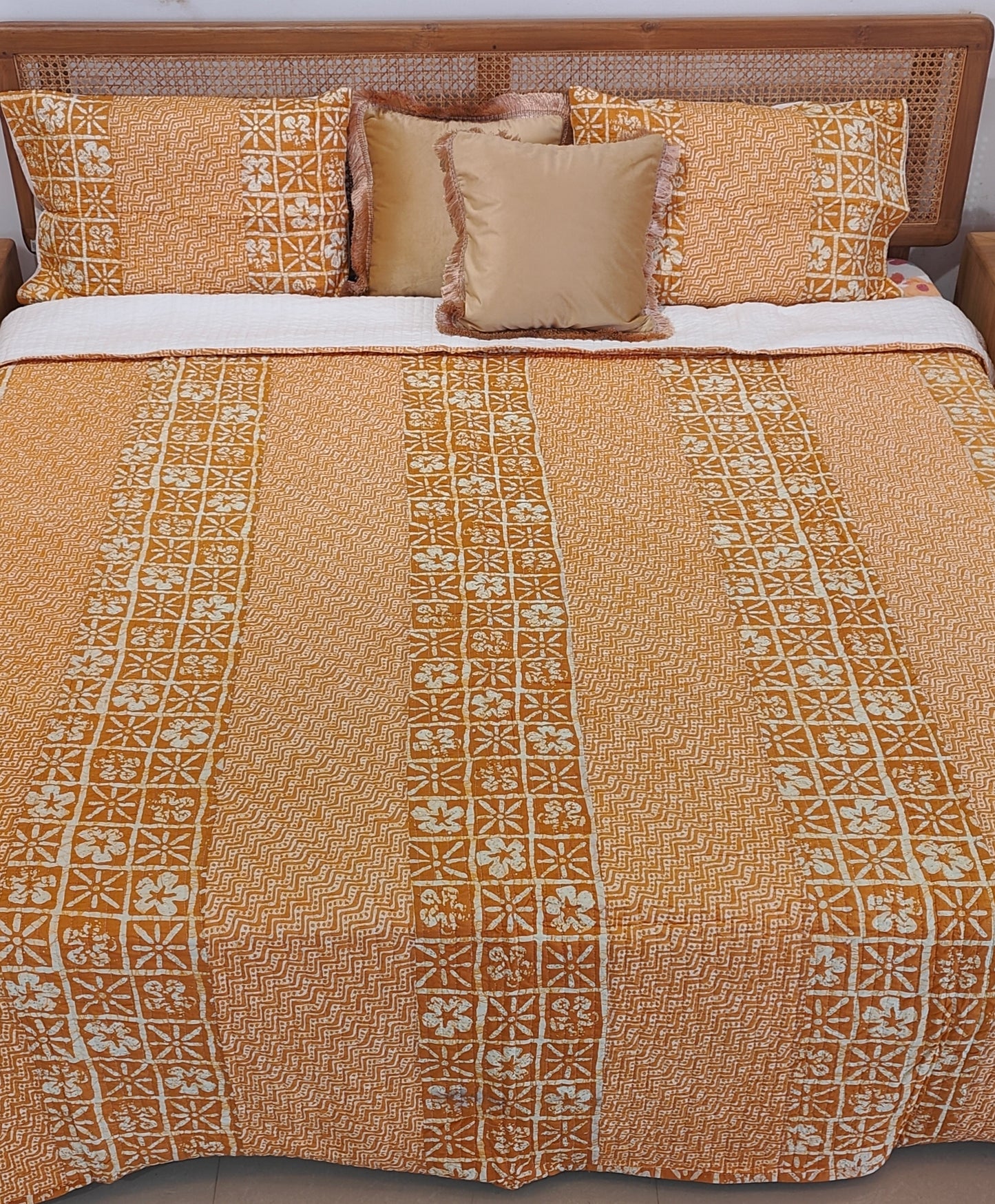 Quilted Blockprinted Bedcover - Moraccan