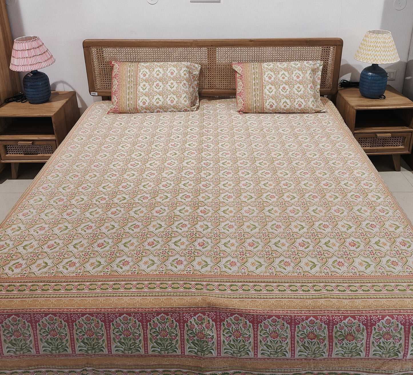 BEDSHEET SPRING PEACH (SUPER KING)