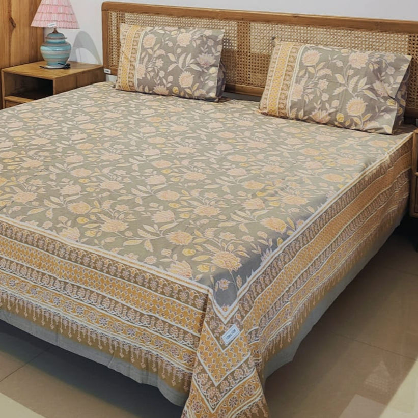 Elegant Floral Cotton Bedsheet Set