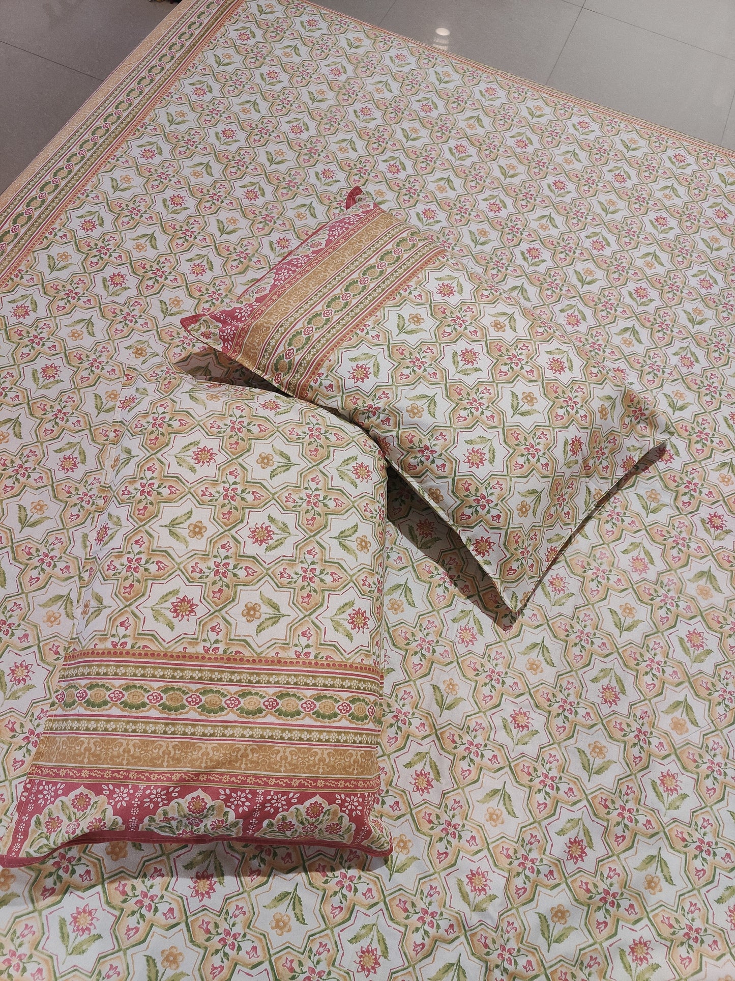 BEDSHEET SPRING PEACH (SUPER KING)