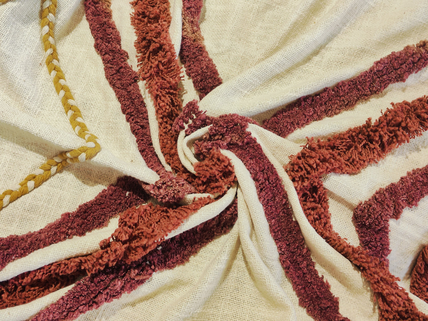 Cream & Rust Textured Diamond Throw