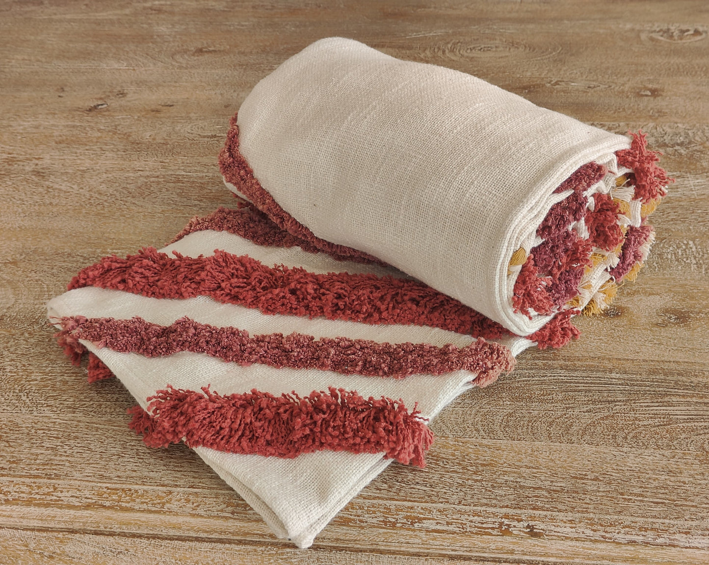 Cream & Rust Textured Diamond Throw
