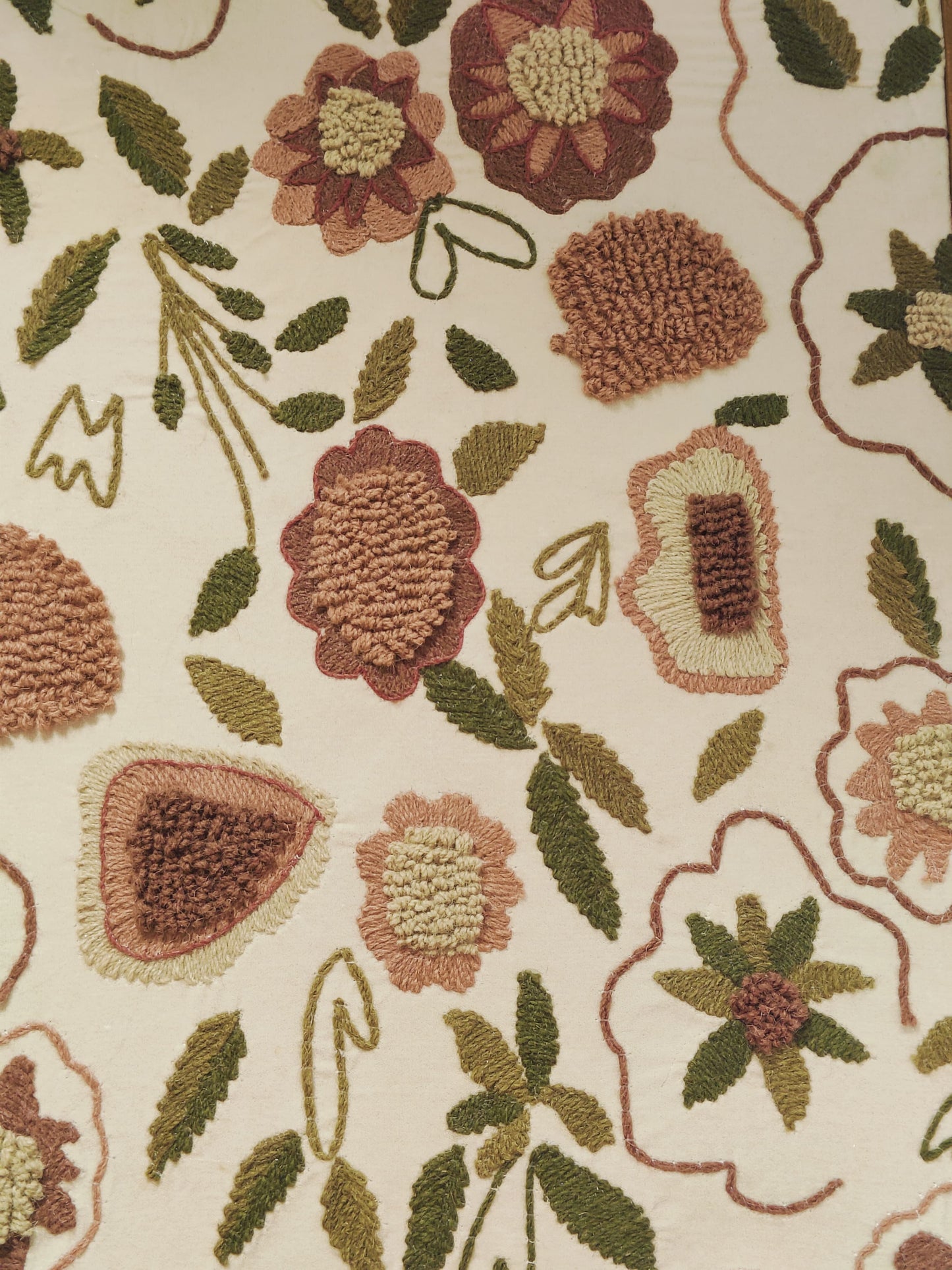 Handwoven Wall Frame – Vintage Garden