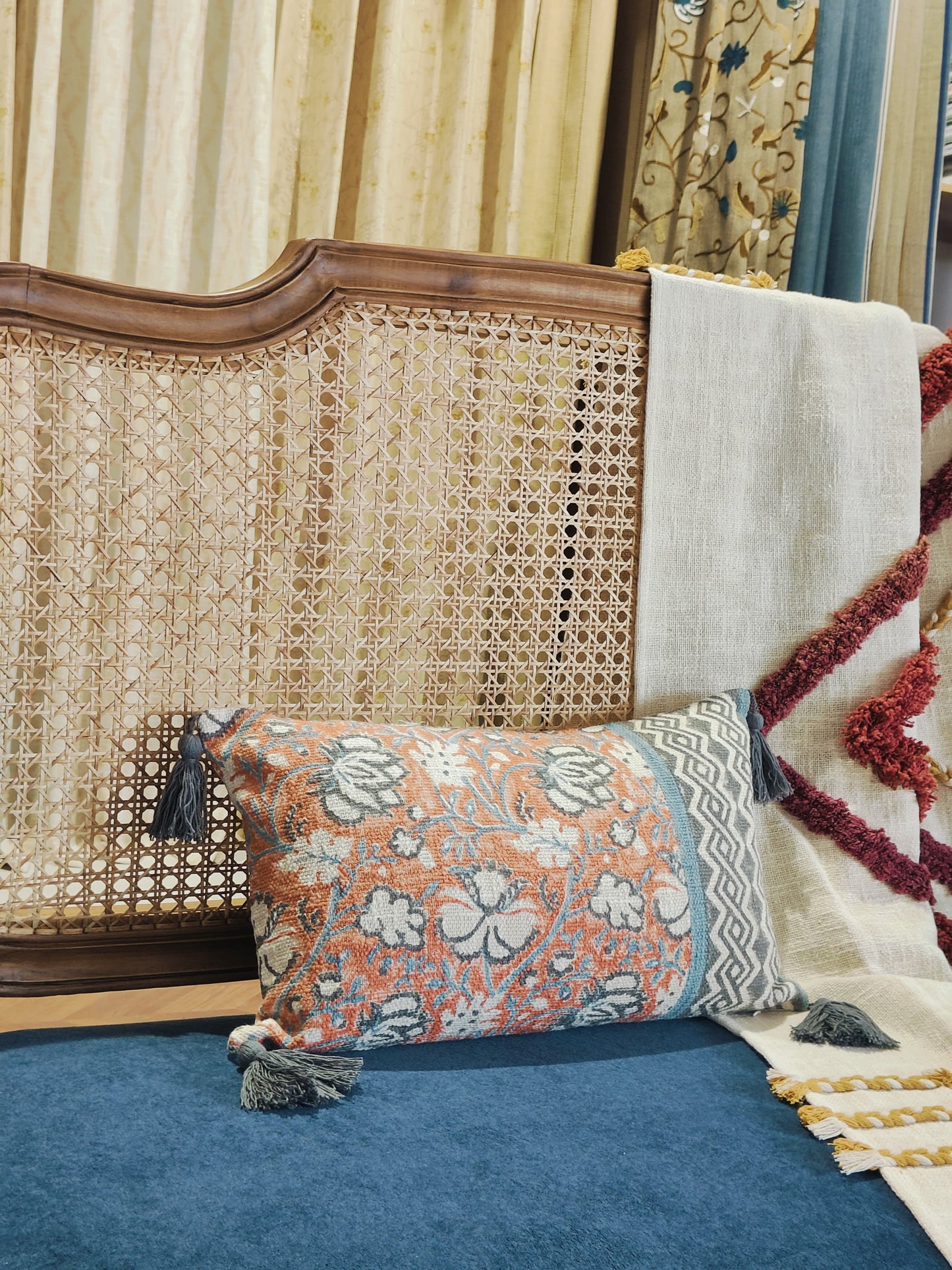 BLOCKPRINTED RUST GREY CUSHION COVER