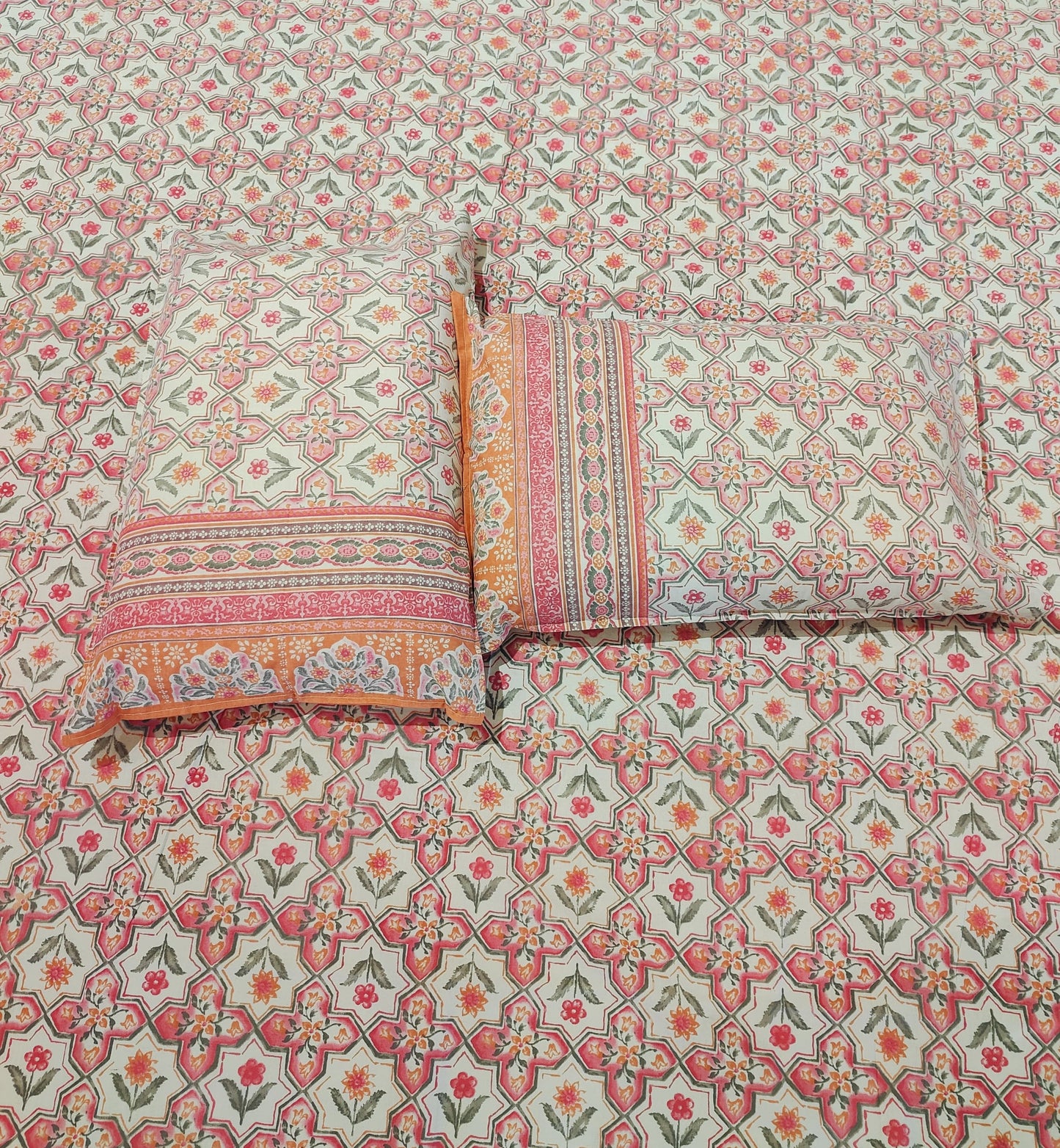Gulab Bagh Cotton Bedsheet
