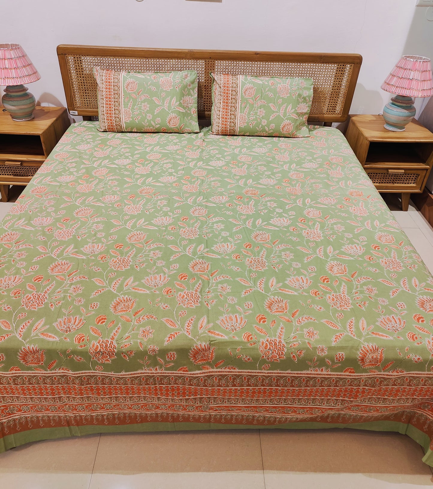 Meadow Bloom Cotton Bedsheet Set