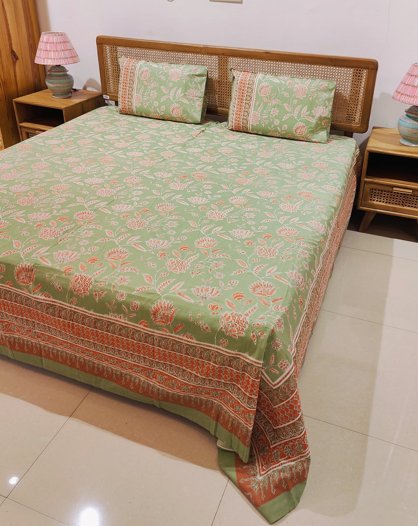 Meadow Bloom Cotton Bedsheet Set