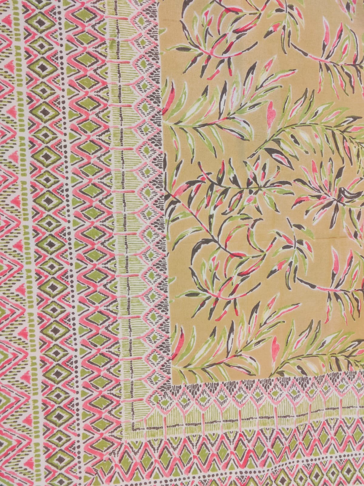 Mustard Yellow Leafy Vine Printed Cotton Bedsheet