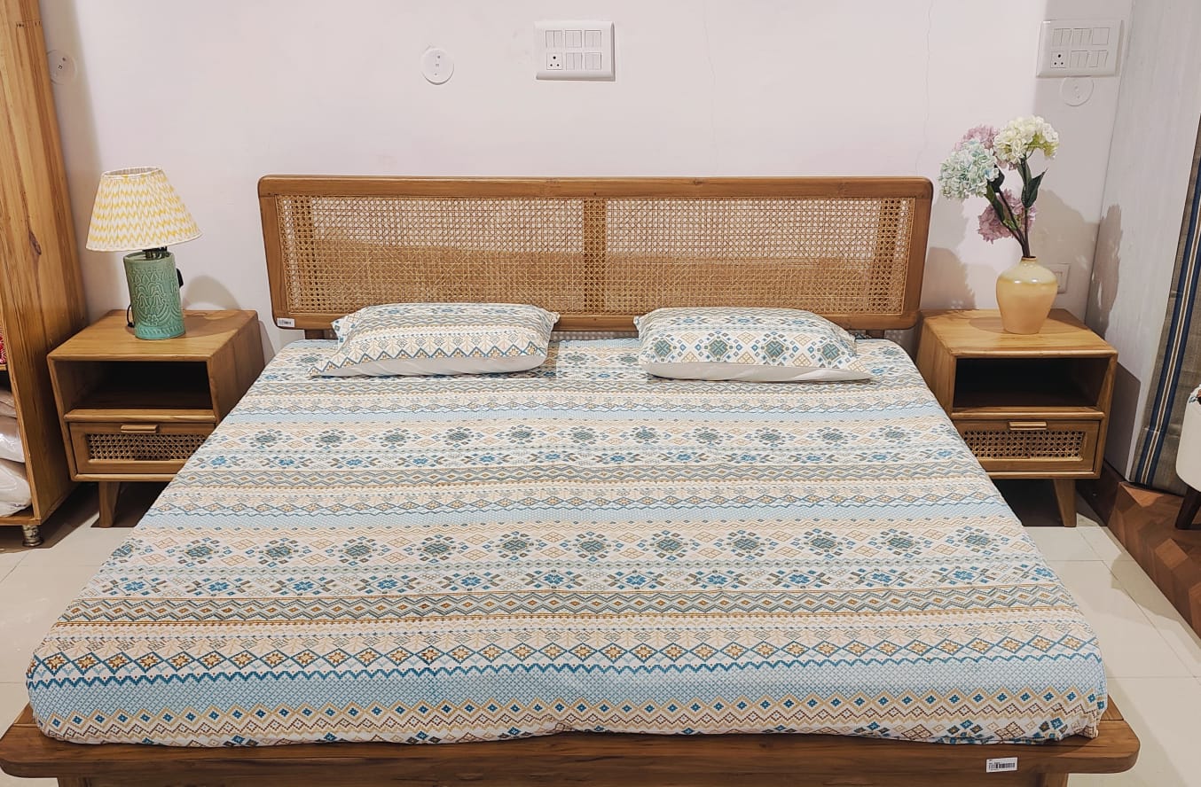 Ethnic Print fitted Cotton Bedsheet Set
