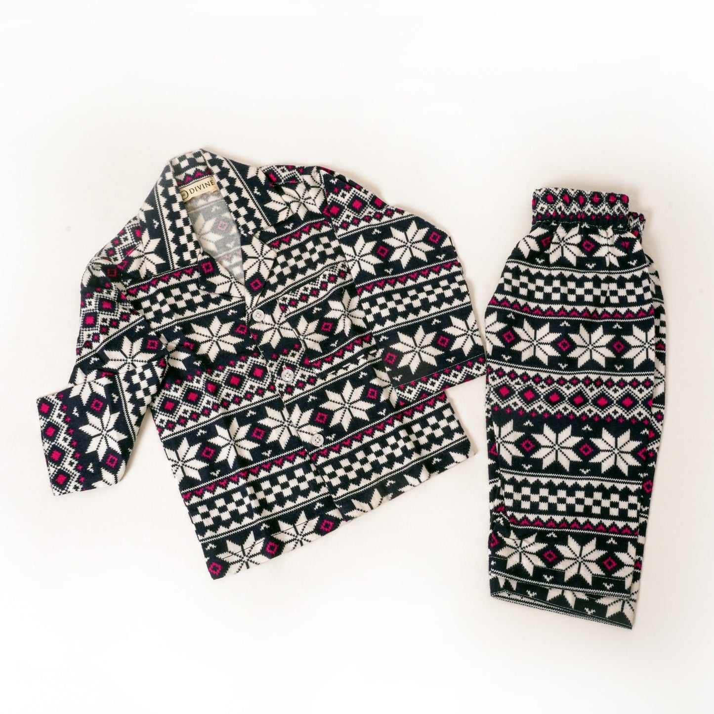Snowflaks Print Long Sleeve Kids NightSuit