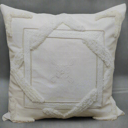 IVORY WHITE RHOMBUS TUFTED CUSHION COVER
