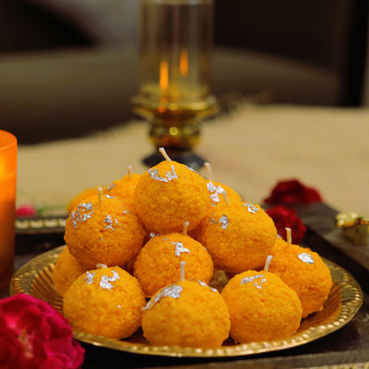 Laddu Scented Soya Wax Candles Pack of 6- Sandalwood