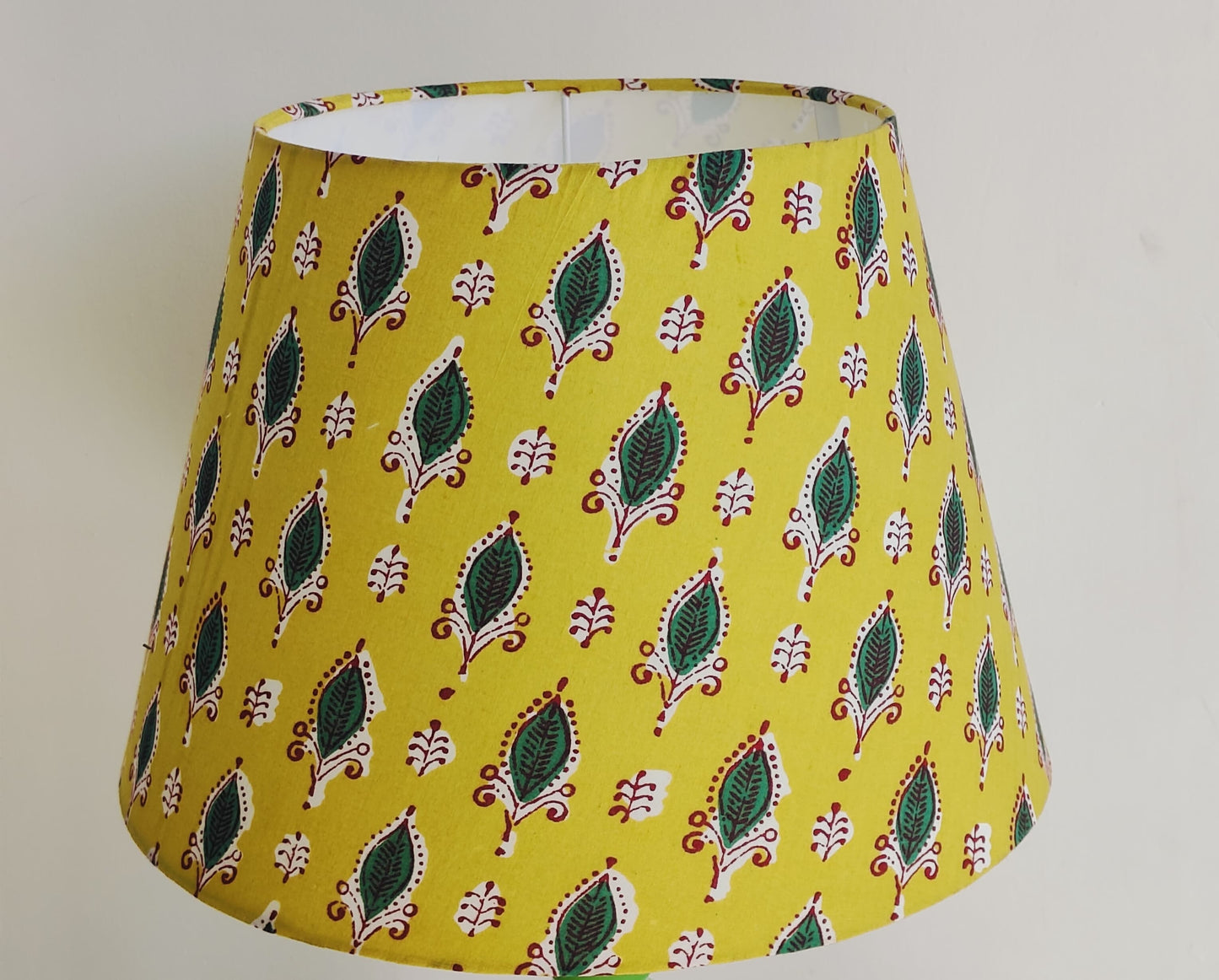 BLOCKPRINTED LAMP SHADE BUTTA