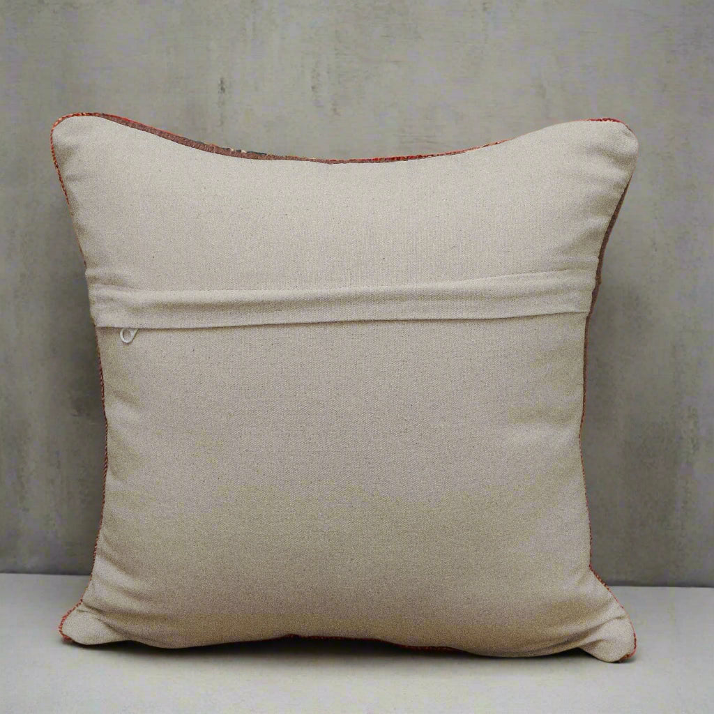 BOHEMIAN TUFTED CUSHION COVER