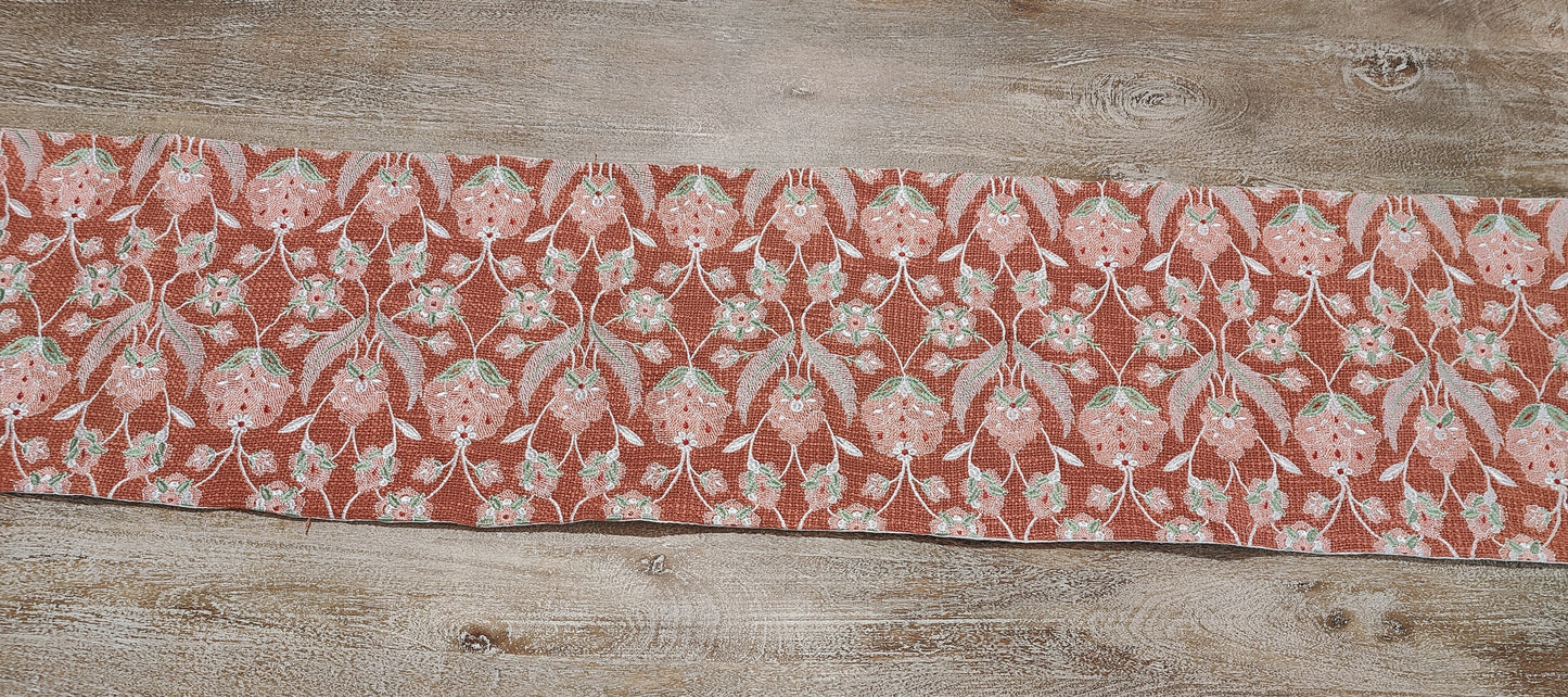 TABLE RUNNER HANDCRAFTED FLORAL