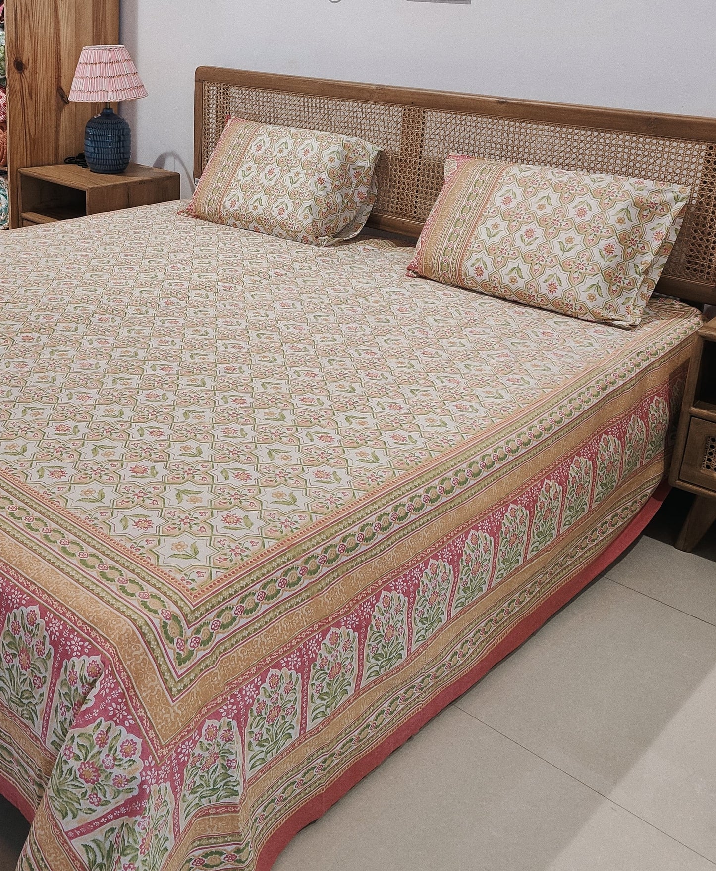 BEDSHEET SPRING PEACH (SUPER KING)