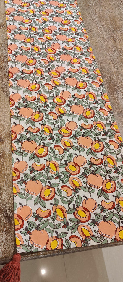 TABLE RUNNER PEACH