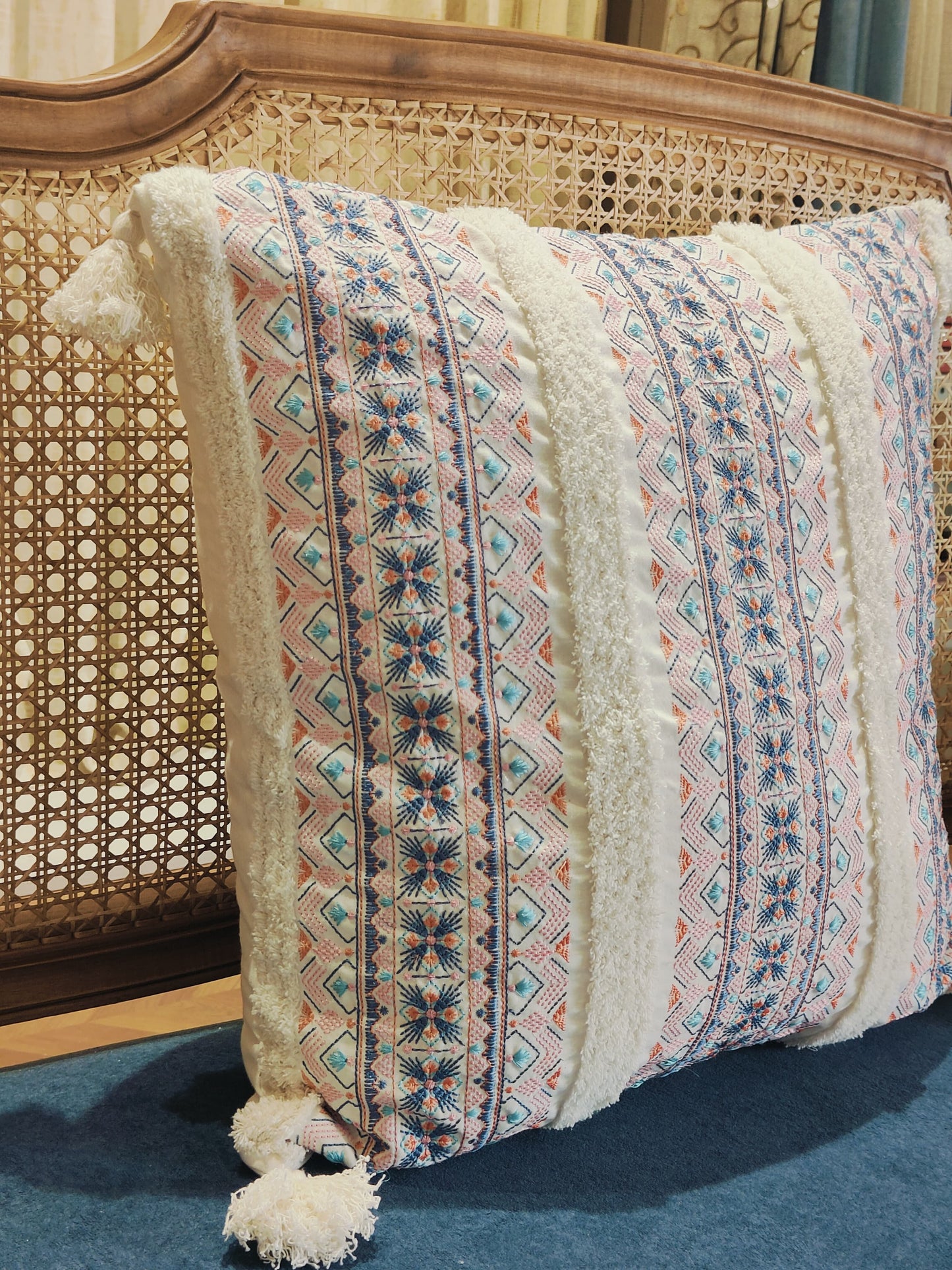 Abstract Tufted Cushion Cover