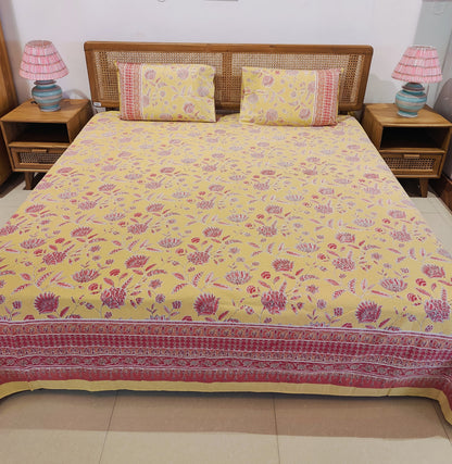 Sunlit Blossom Digital Cotton Bedsheet Set