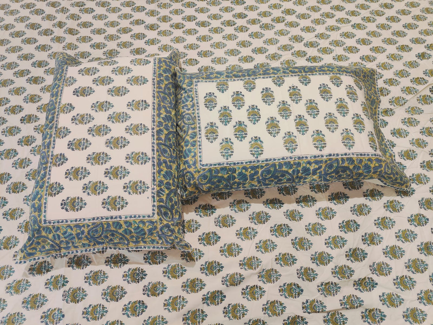 Cotton Fitted Bedsheet Set