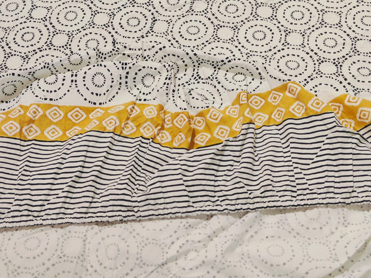 Cotton fitted Bedsheet Set