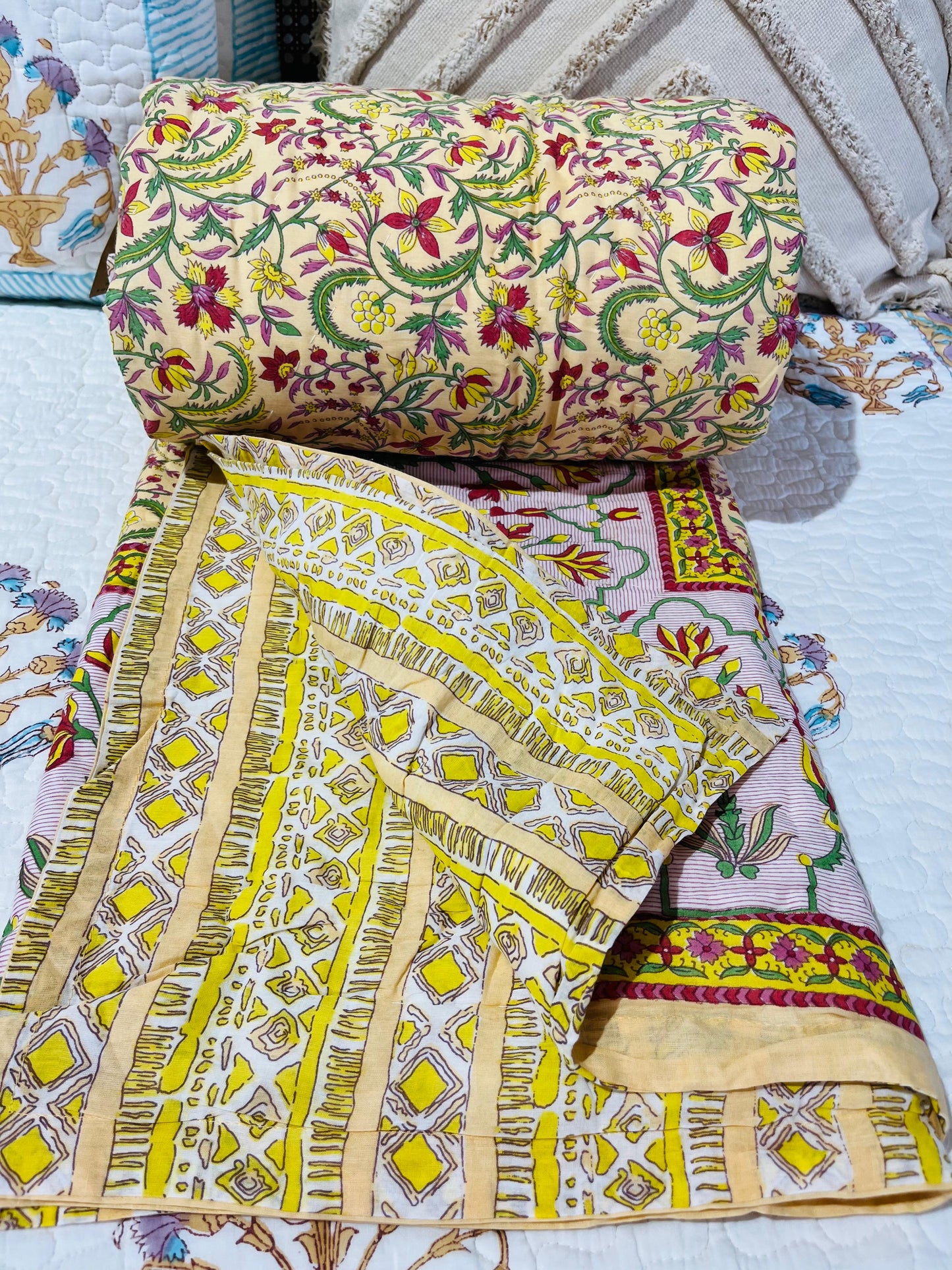 Ac Quilt Mughal single bed